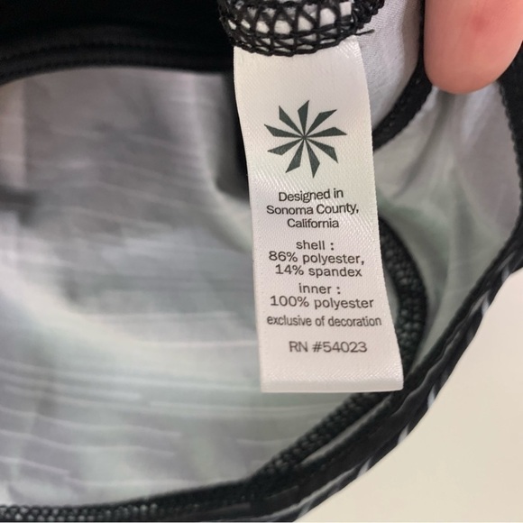 ATHLETA Shorts Black and Gray Size Small - Picture 6 of 9